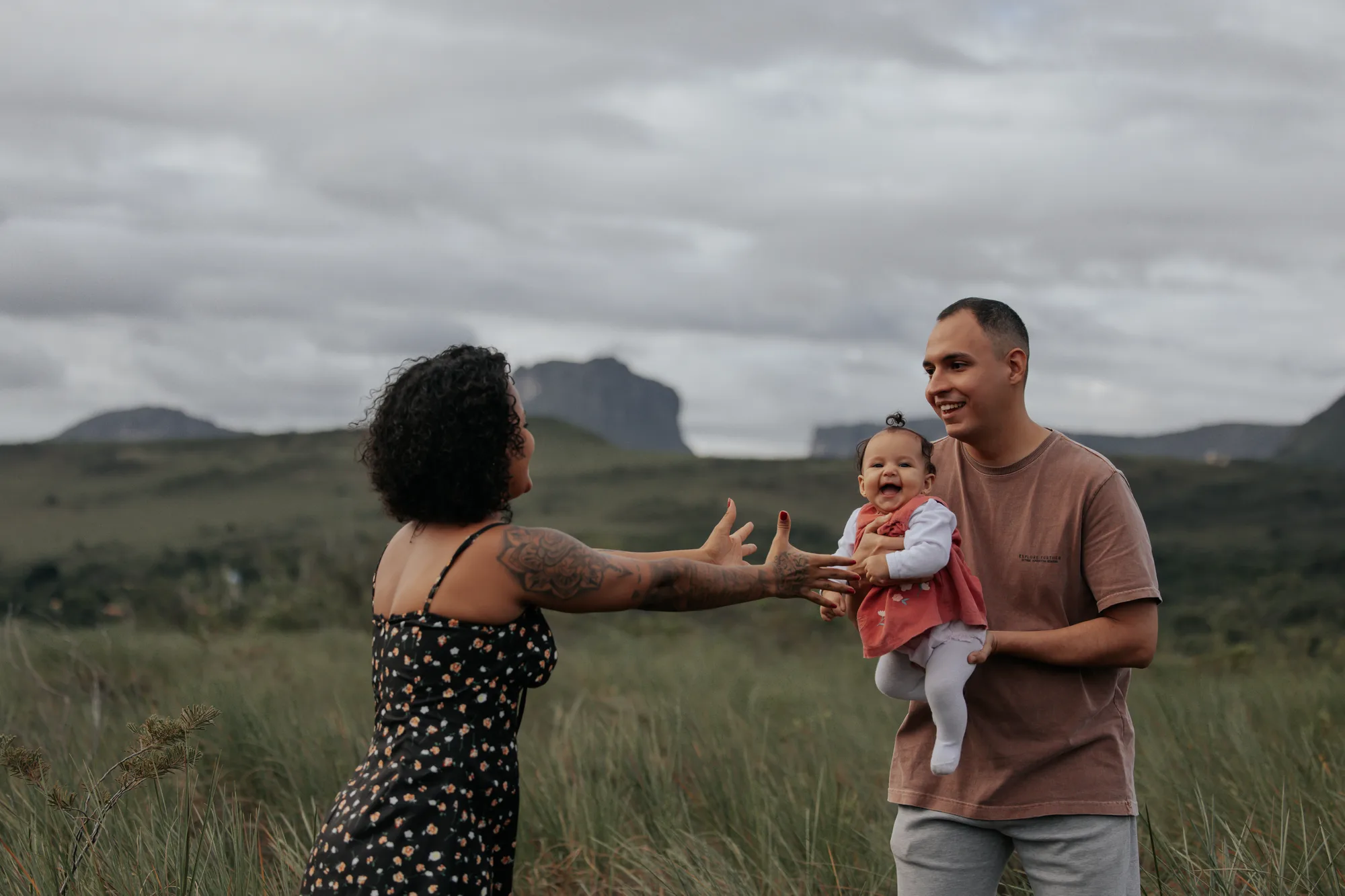 Emily, Marcelo e Valentina — ensaio de Família na Chapada Diamantina