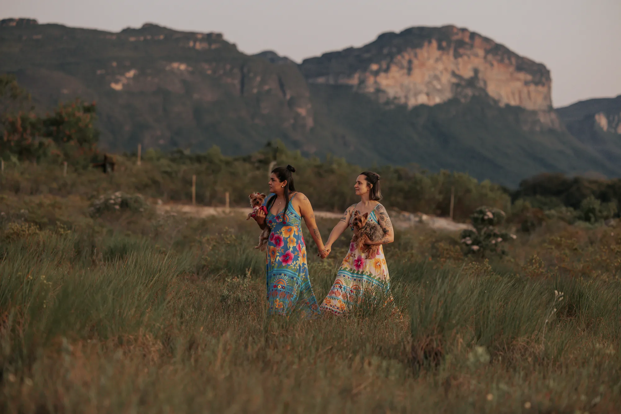 Alline e Ana — ensaio de Casal na Chapada Diamantina